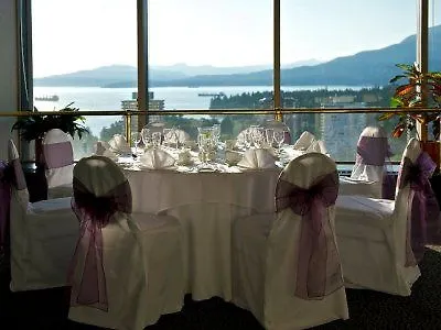 Coast Plaza Hotel And Suites Vancouver