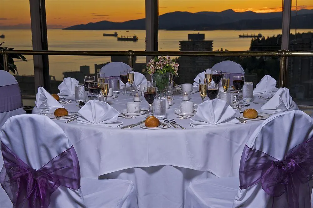 فانكوفر Coast Plaza Hotel And Suites 3*,  كندا