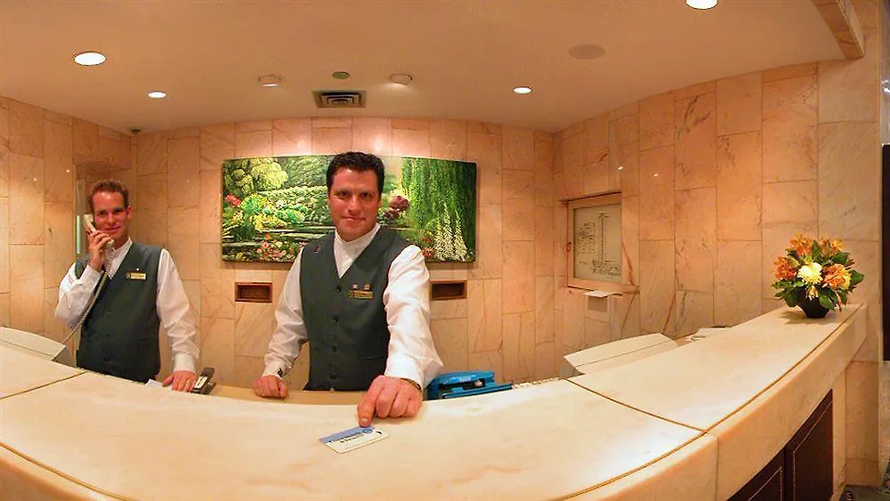 شقة فندقية فانكوفر Coast Plaza Hotel And Suites