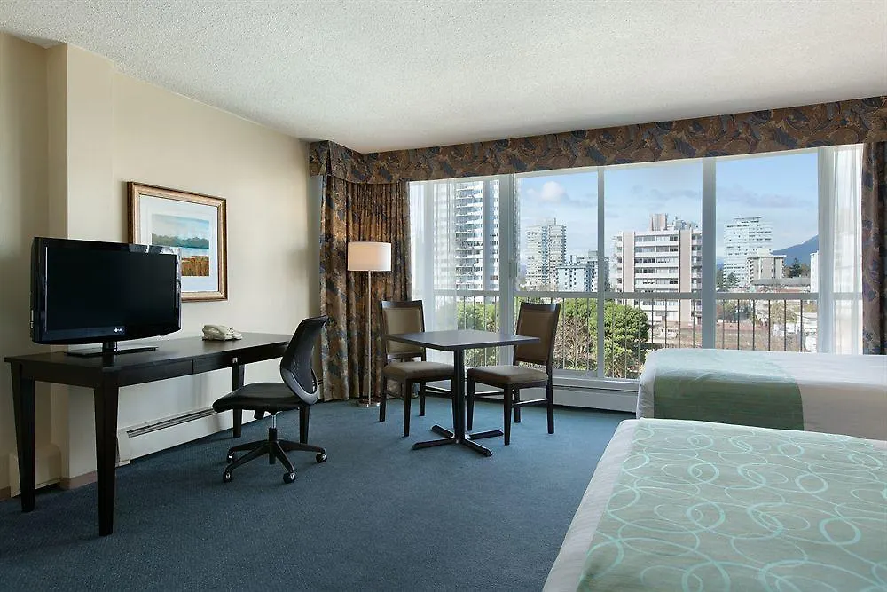 فانكوفر Coast Plaza Hotel And Suites