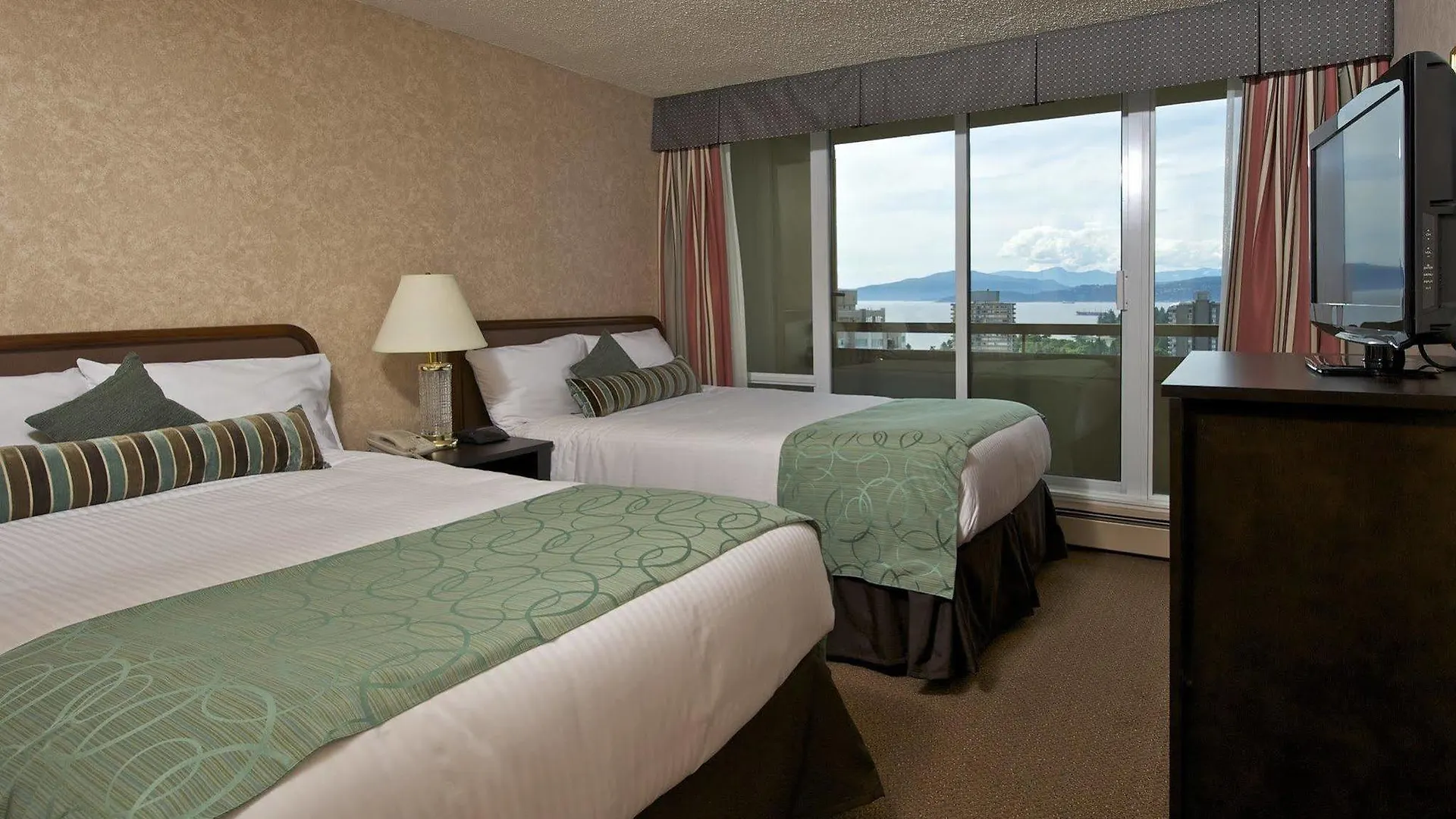 فانكوفر Coast Plaza Hotel And Suites شقة فندقية