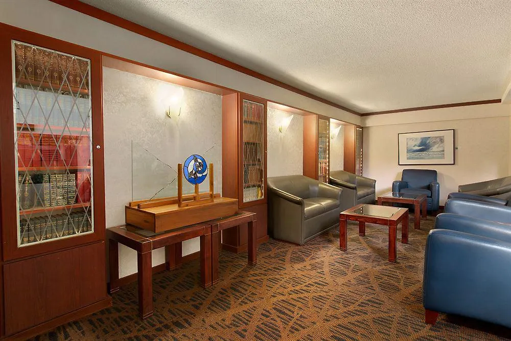 فانكوفر Coast Plaza Hotel And Suites