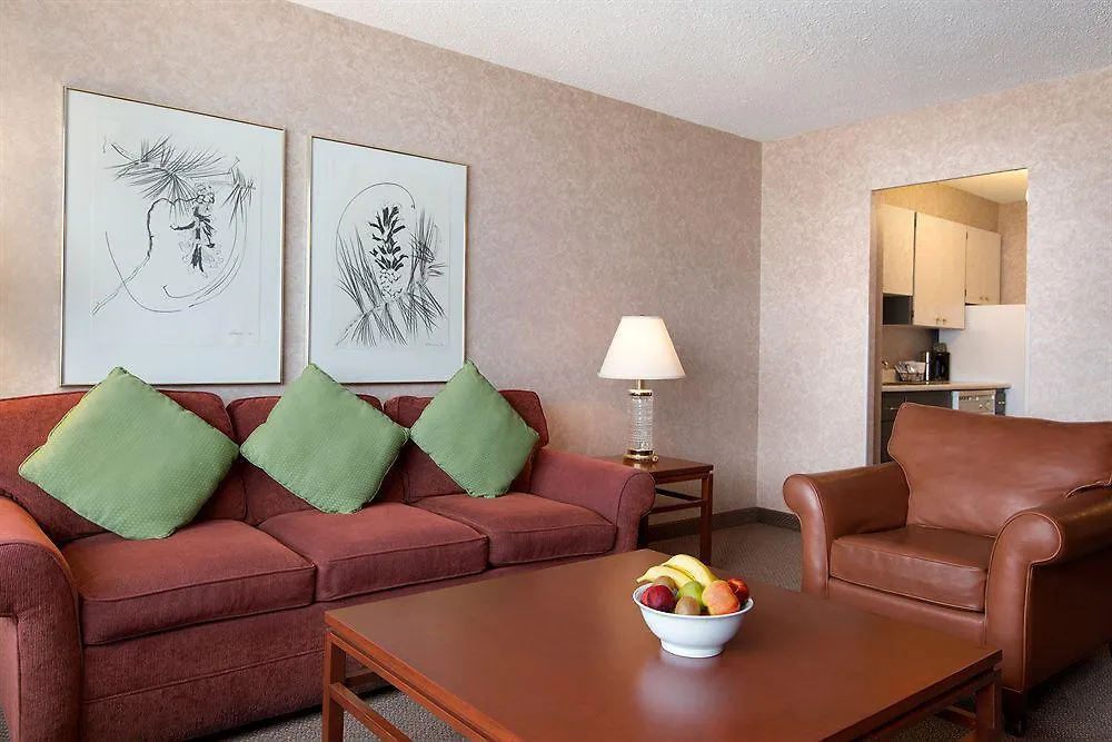 فانكوفر Coast Plaza Hotel And Suites كندا